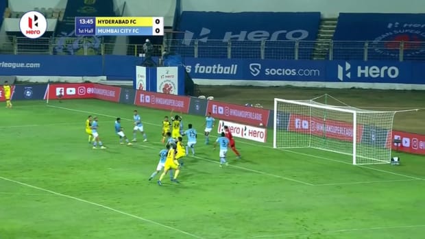 Indian Super League: Hyderabad 2-1 Mumbai City